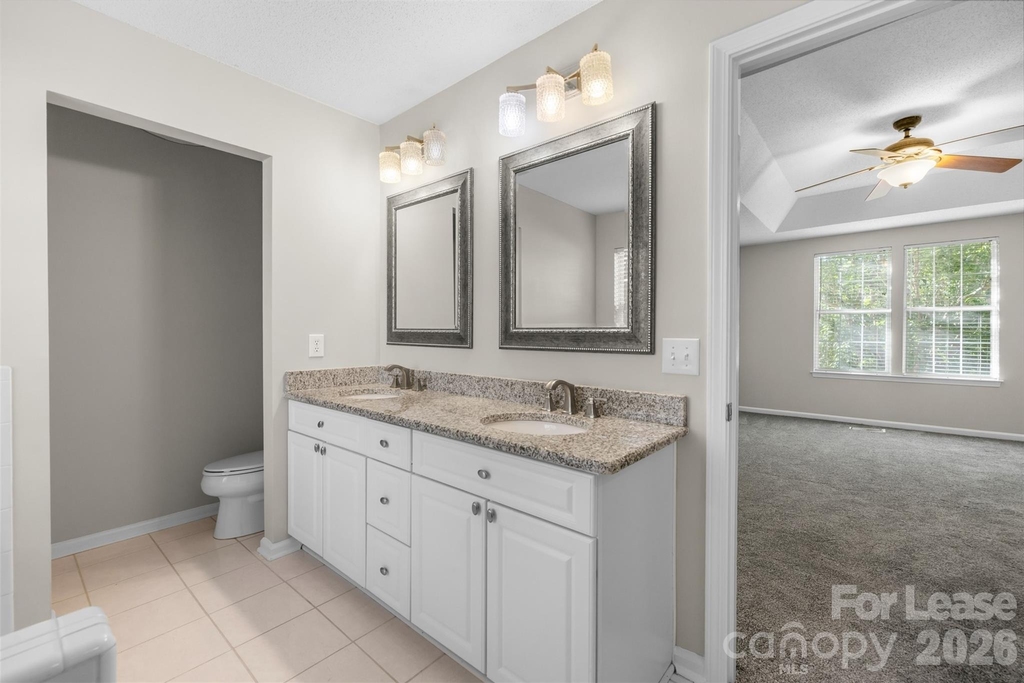 6102 Tesh Court - Photo 15