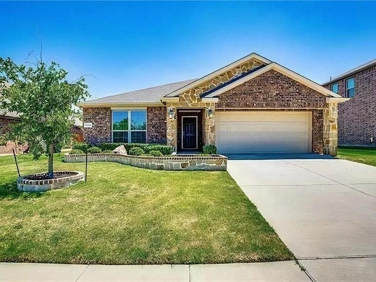 15009 Northview Drive - Photo 0