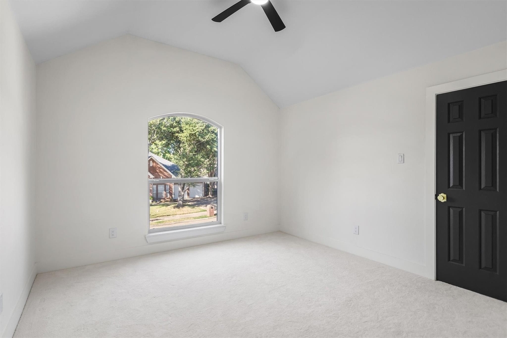2706 Summerwood Court - Photo 32