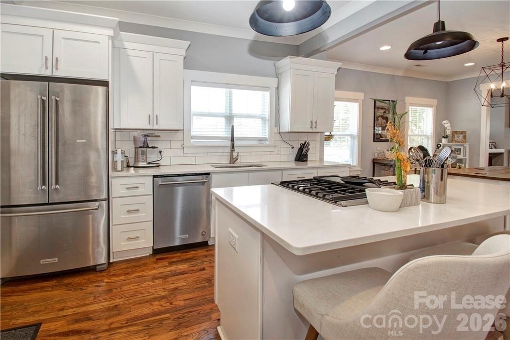 1416 Parkwood Avenue - Photo 1