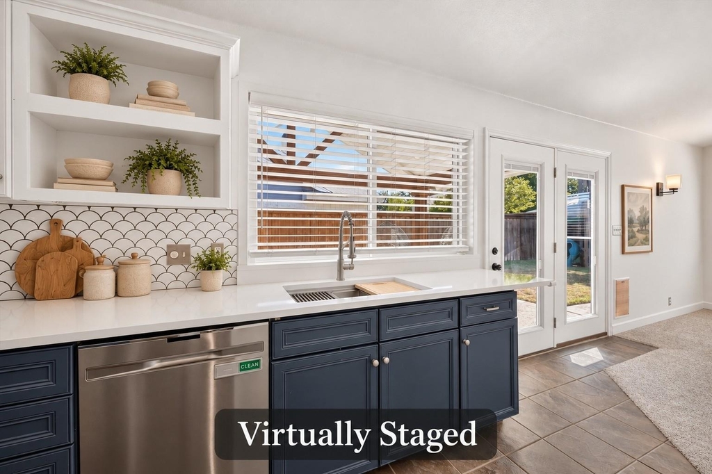 4448 Cleveland Drive - Photo 9