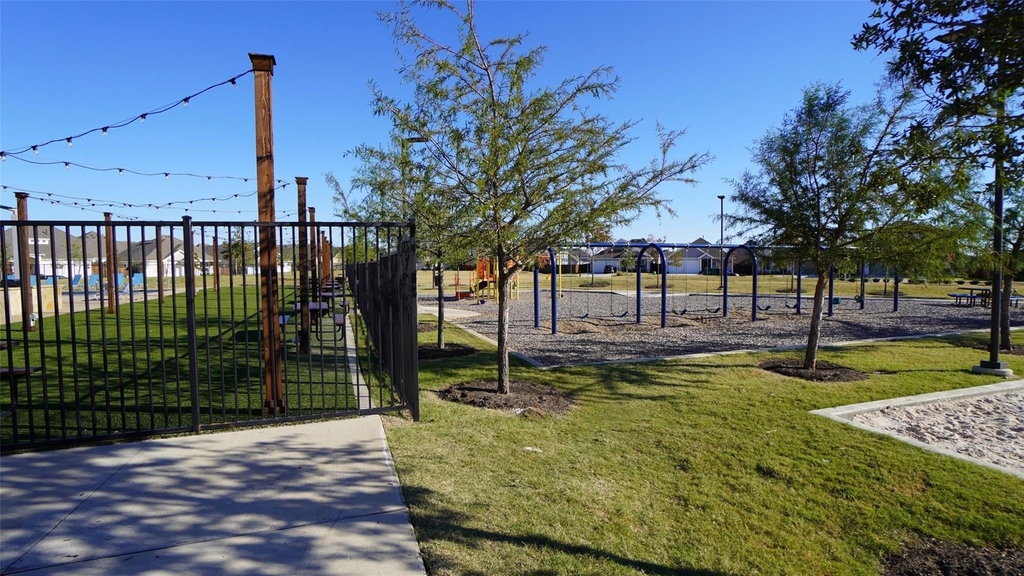 3211 Buffalo Creek Circle - Photo 21