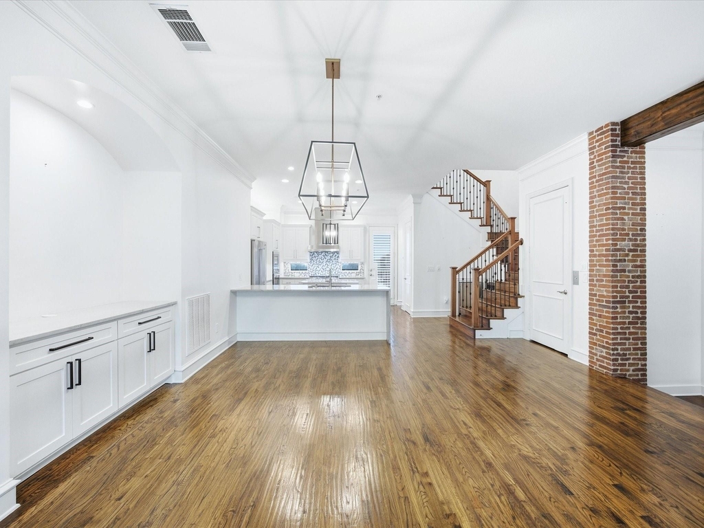 163 Summit Avenue - Photo 8