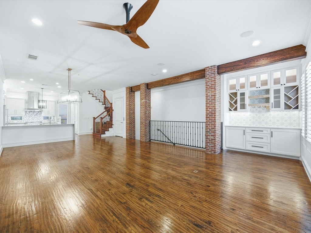 163 Summit Avenue - Photo 4