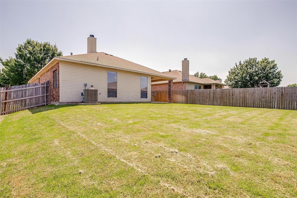 1136 Roping Reins Way - Photo 24