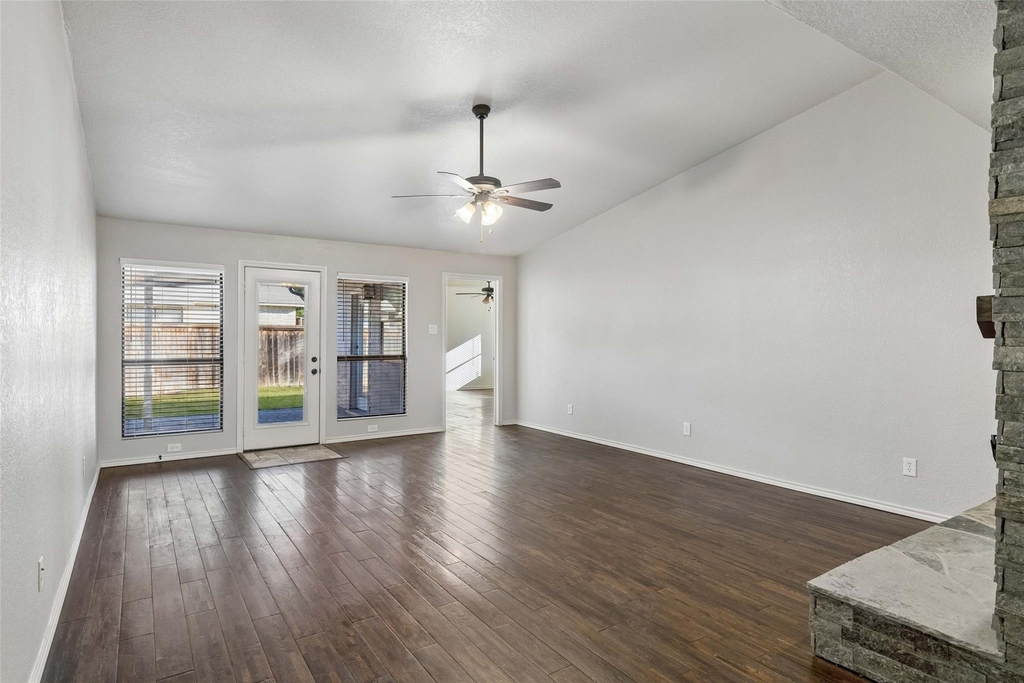 921 Harvest Glen Drive - Photo 12