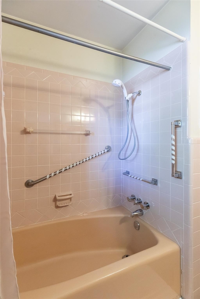2609 Madison Avenue - Photo 18