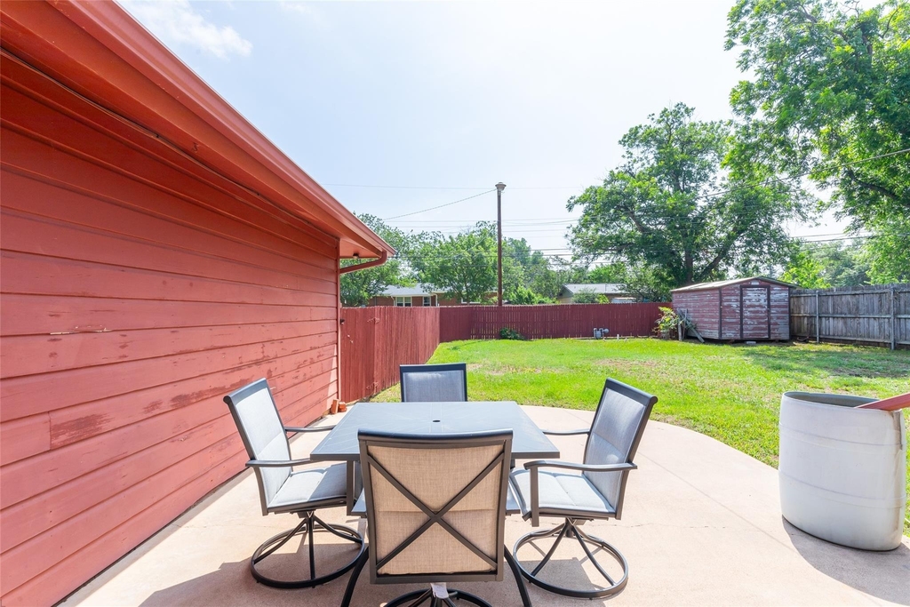 2609 Madison Avenue - Photo 36