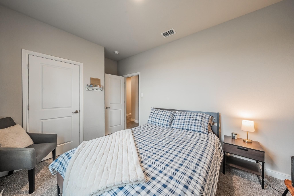 737 Blackhorse Trail - Photo 4