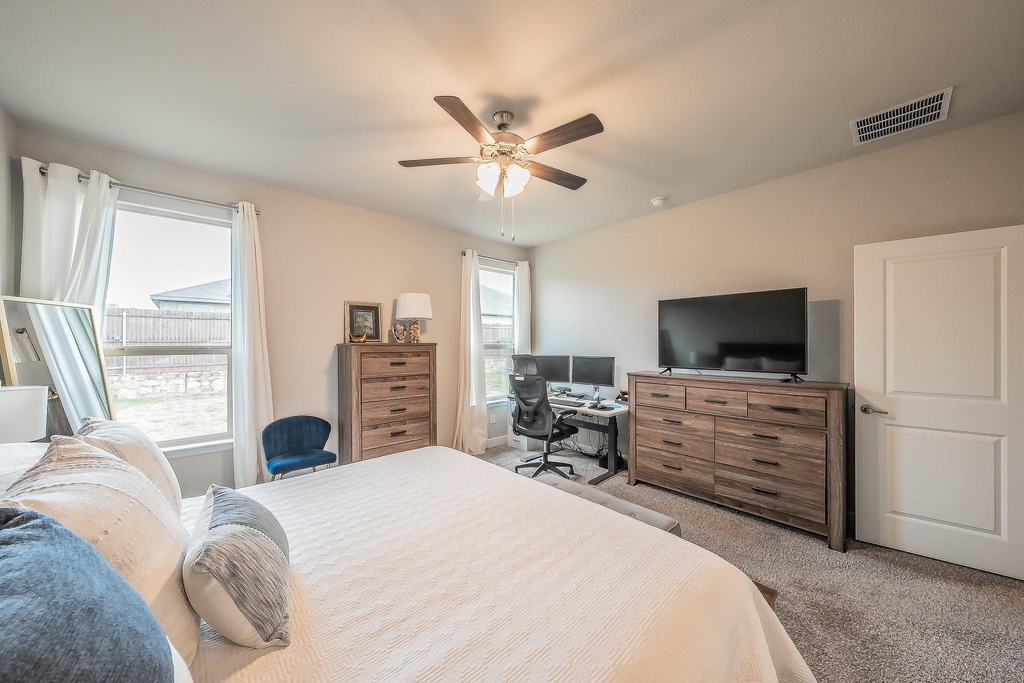 737 Blackhorse Trail - Photo 32