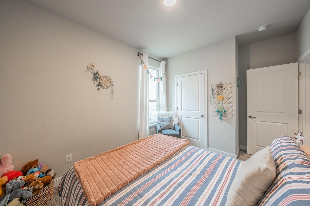 737 Blackhorse Trail - Photo 9