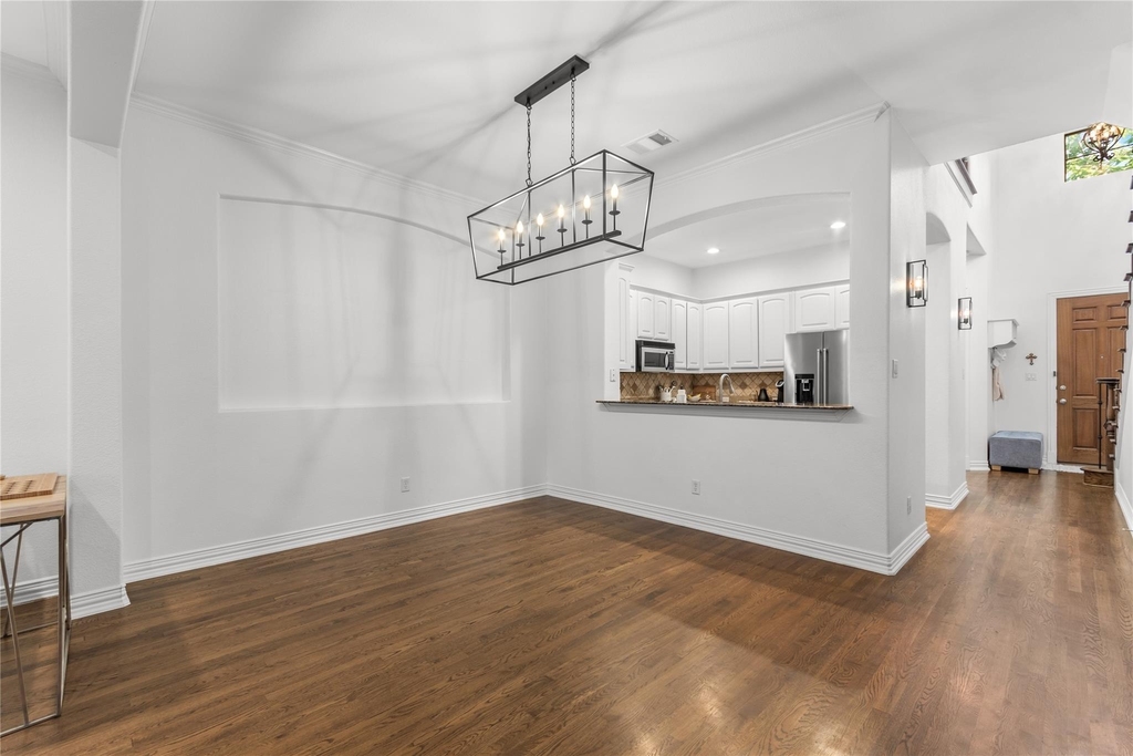 5639 Ellsworth Avenue - Photo 9