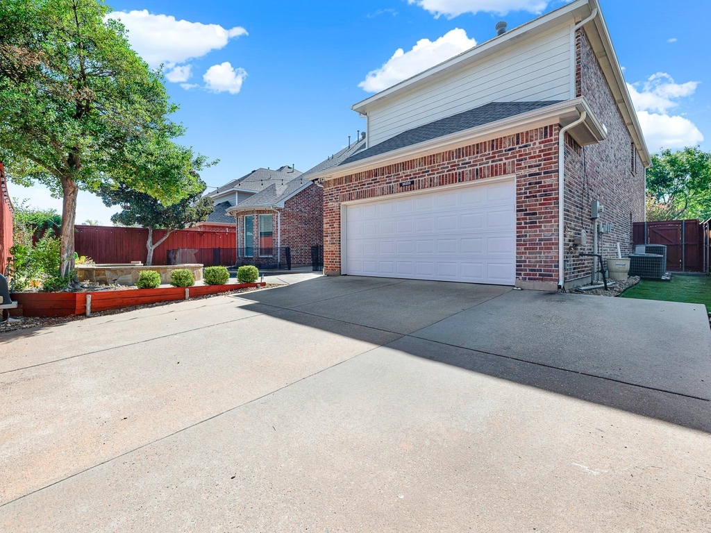 10222 Plainsman Lane - Photo 38
