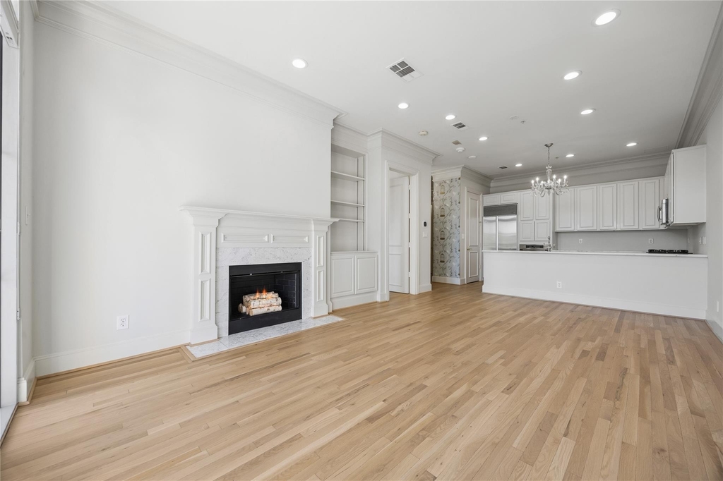 3535 Gillespie Street - Photo 3