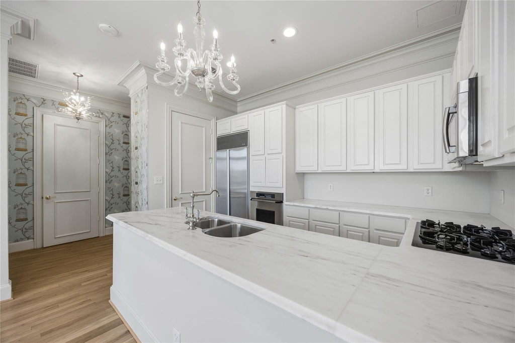 3535 Gillespie Street - Photo 7