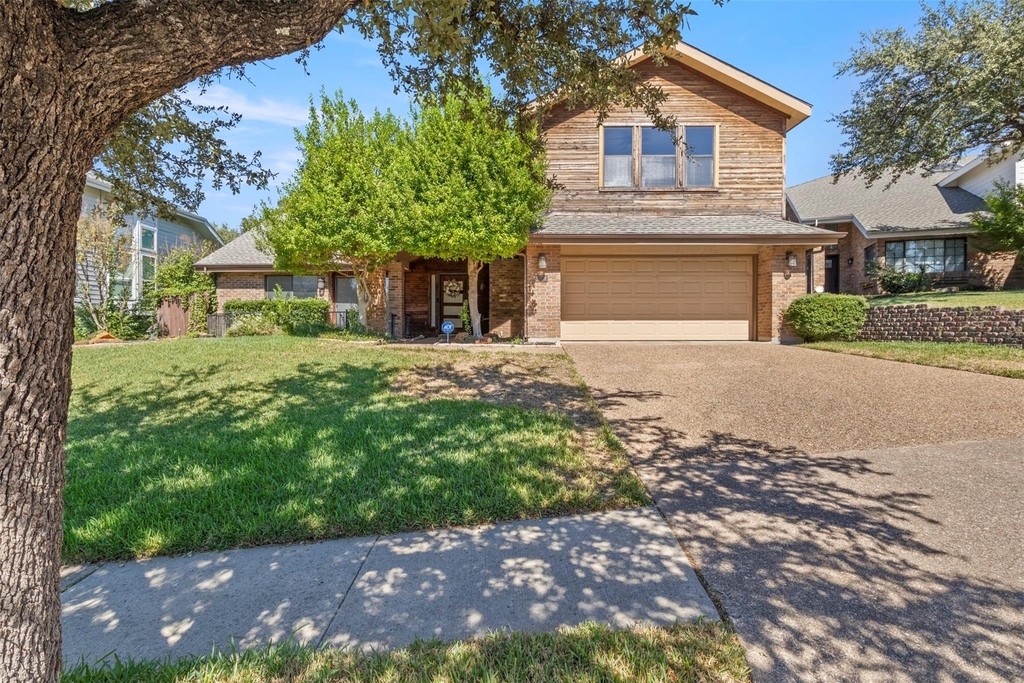5509 Anglebluff Place - Photo 0