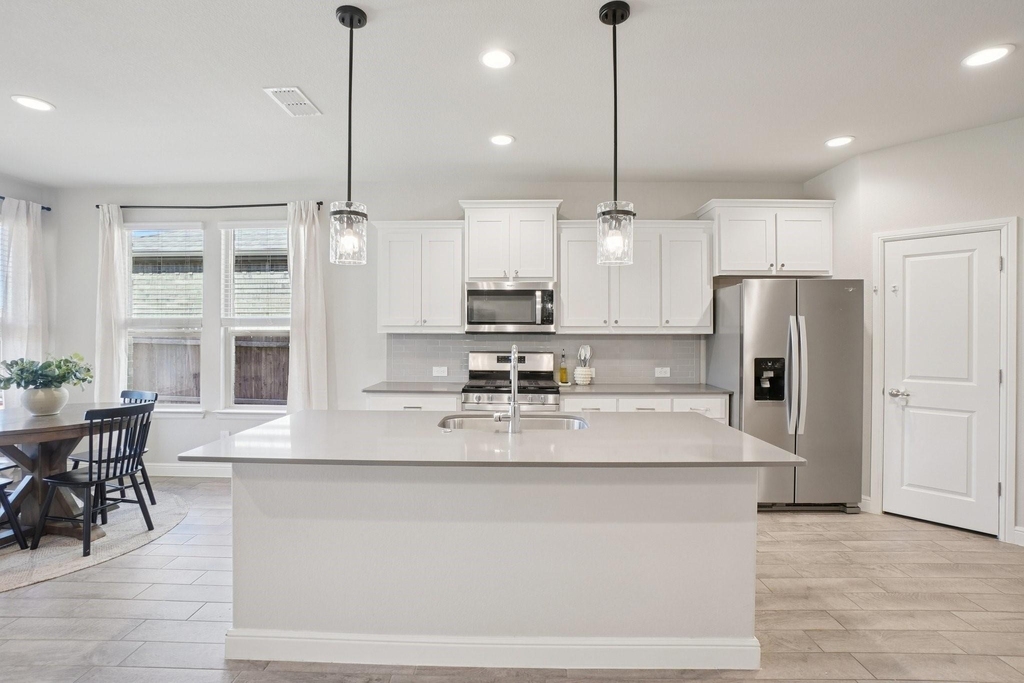 14005 Medusa Drive - Photo 10