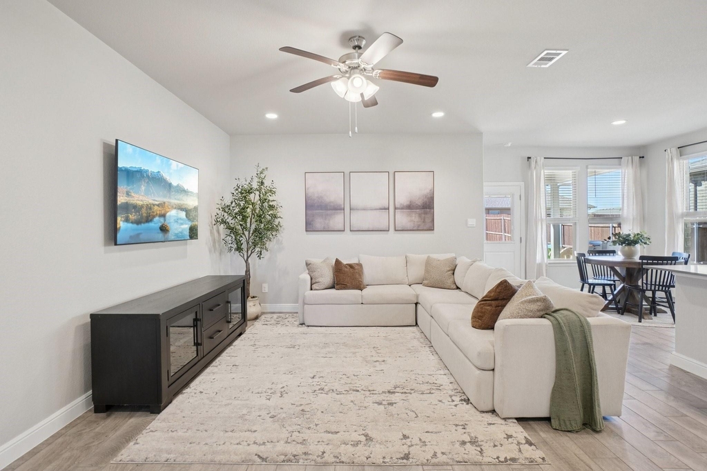 14005 Medusa Drive - Photo 8
