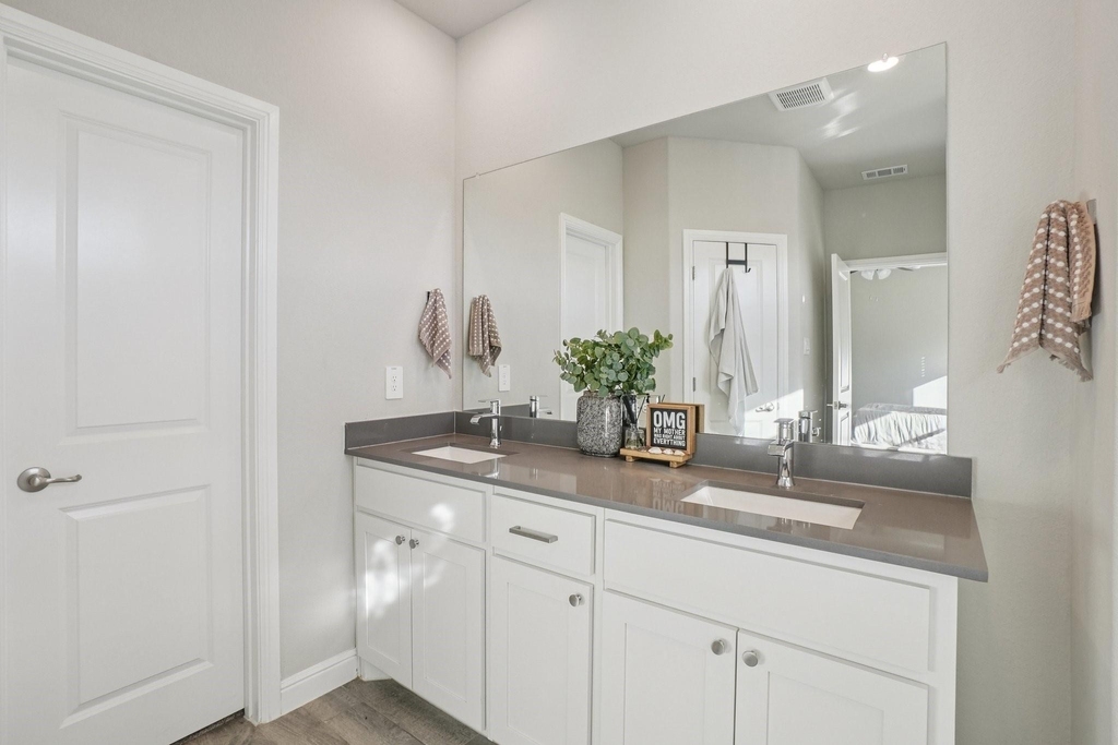 14005 Medusa Drive - Photo 16