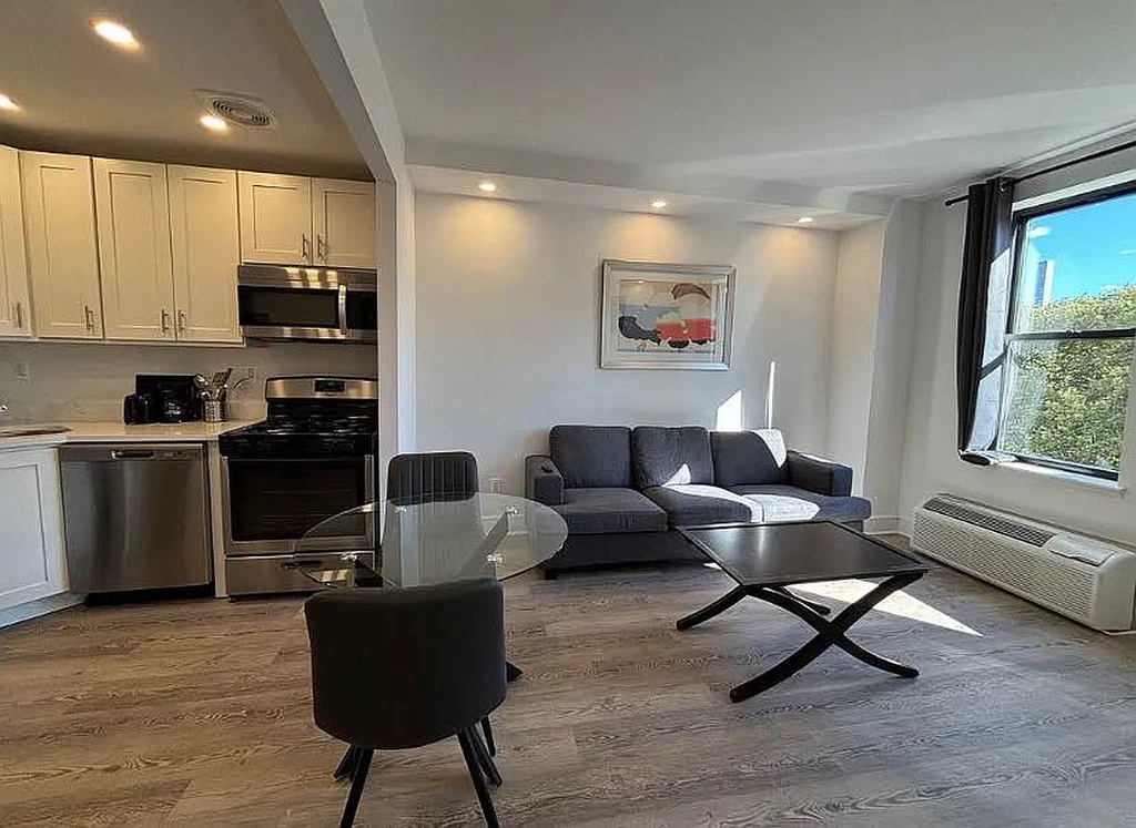 West 81st Street - Photo 1