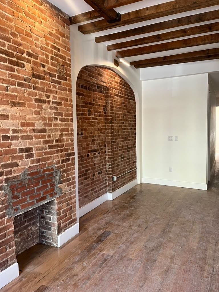 105 Berry Street - Photo 8