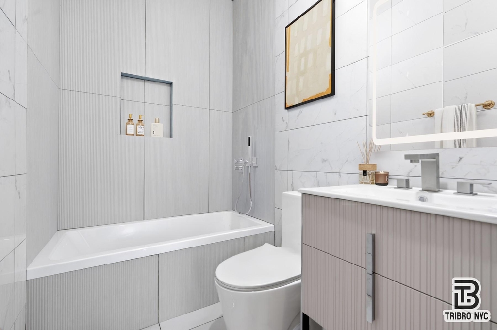 105 Berry Street - Photo 8