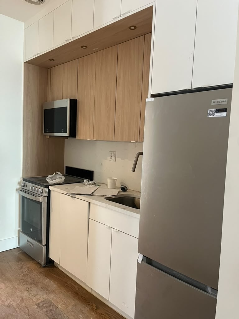 105 Berry Street - Photo 5