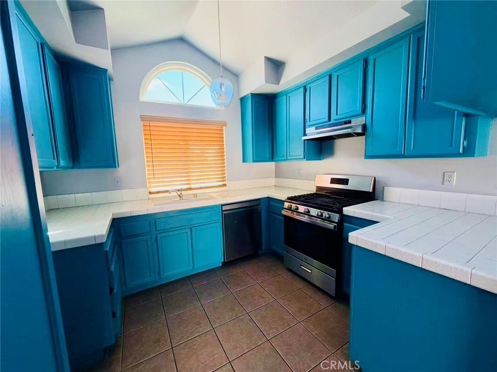 21416 Blossom Hill Ln - Photo 3