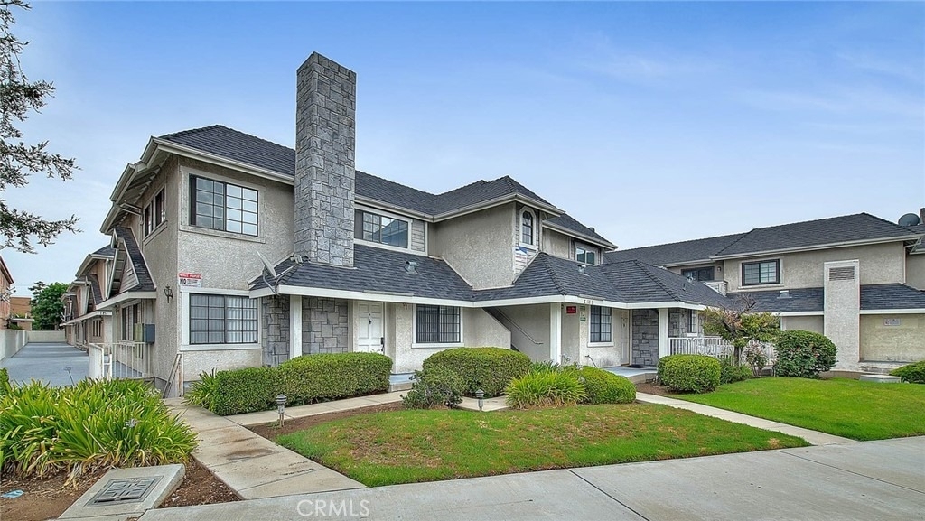 114 N Atlantic Boulevard - Photo 0
