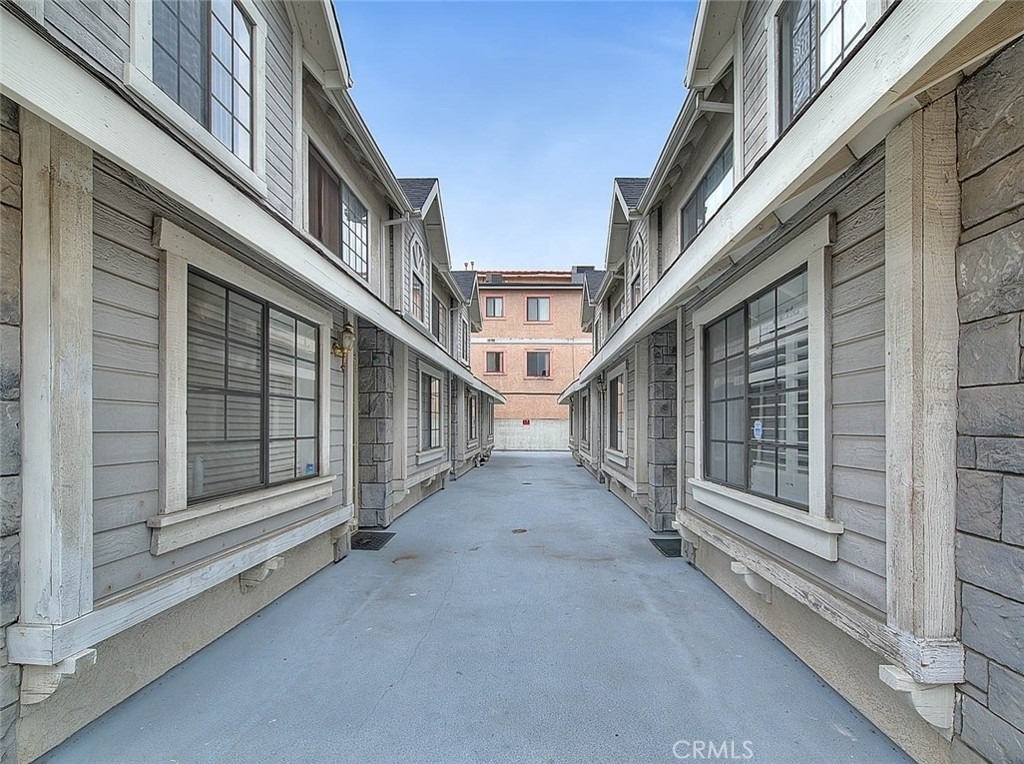 114 N Atlantic Boulevard - Photo 6
