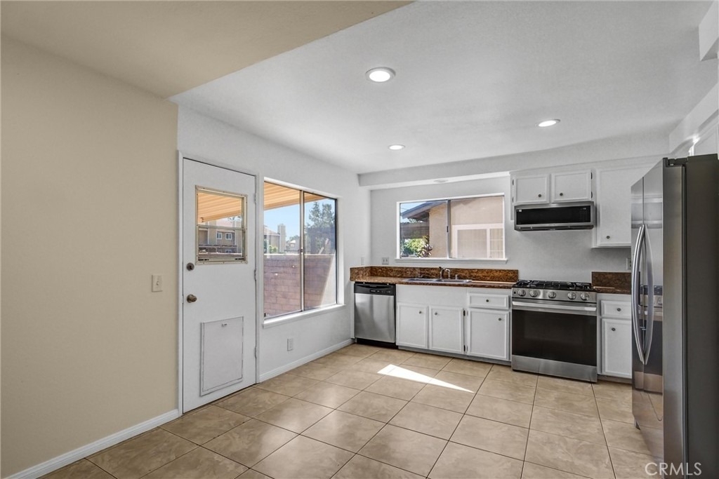 13645 Tucker Avenue - Photo 6