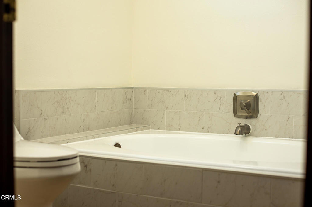 2341 Peninsula Road - Photo 31