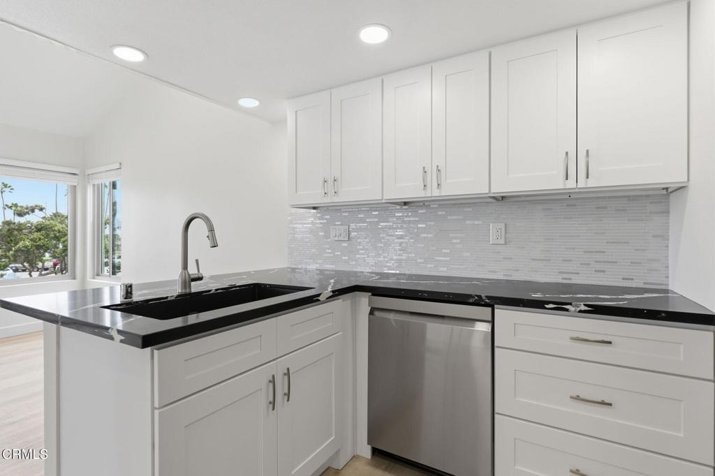 3664 Sunset Lane - Photo 8