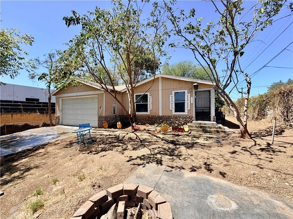 3067 Carl - Photo 1