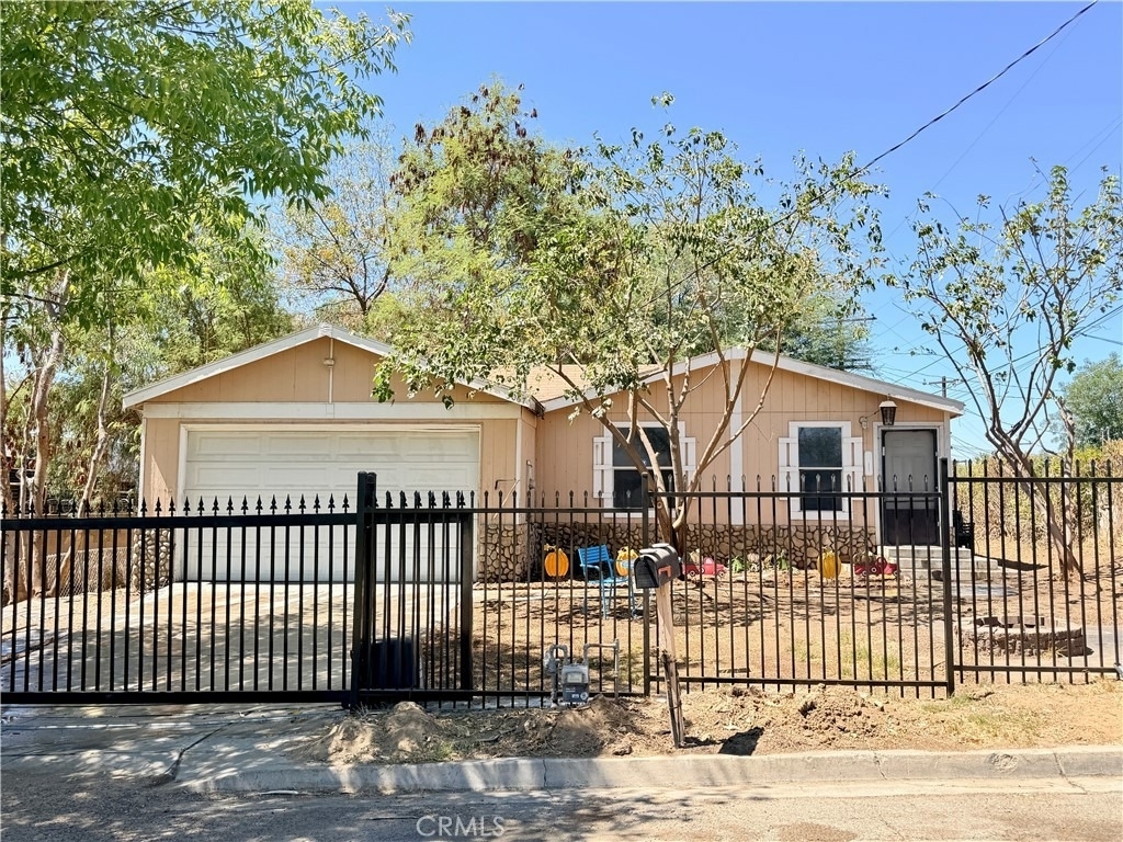 3067 Carl - Photo 3