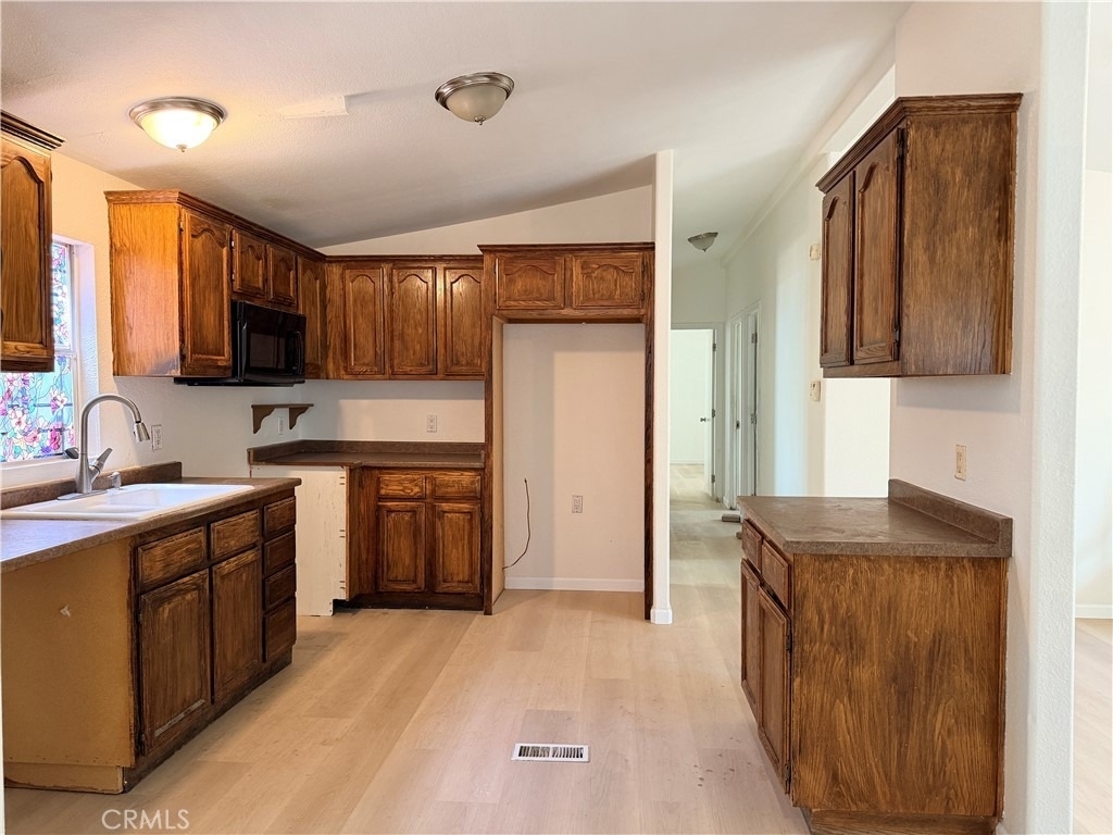 3067 Carl - Photo 6