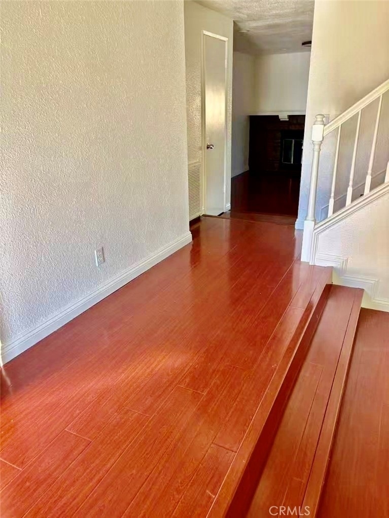 10974 Glenoaks  Dr. - Photo 13