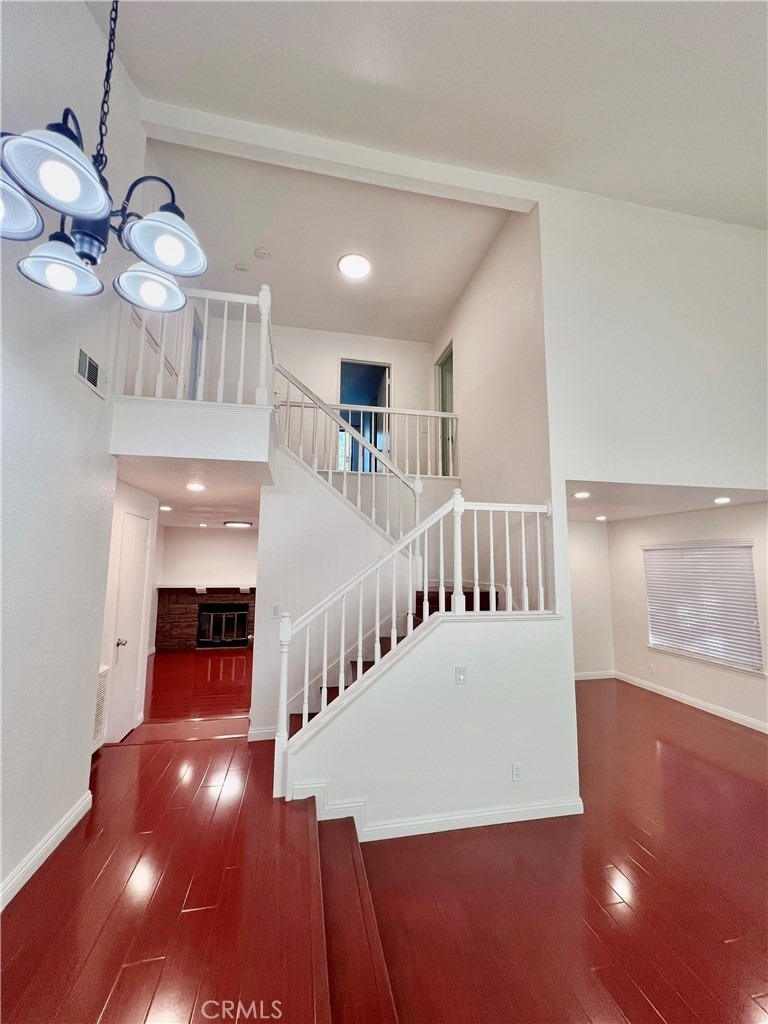 10974 Glenoaks  Dr. - Photo 3