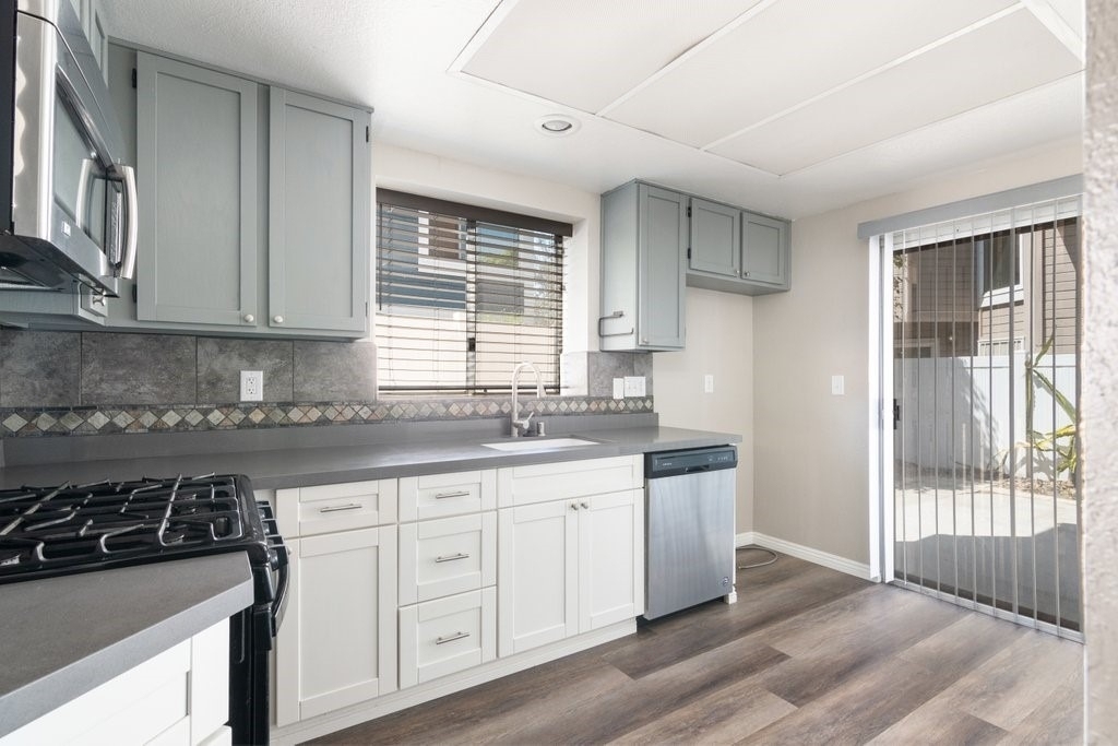 15876 Deer Trail Drive - Photo 9