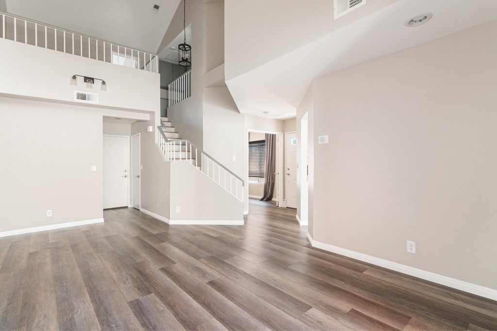 15876 Deer Trail Drive - Photo 5