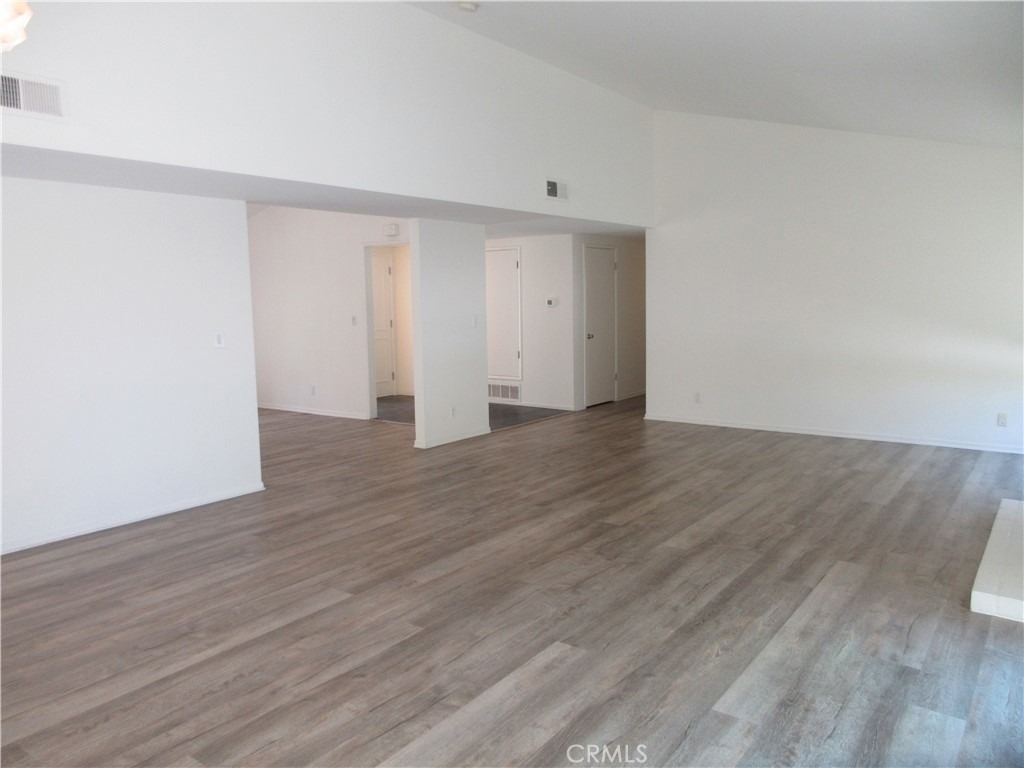 24300 Hatteras Street - Photo 30
