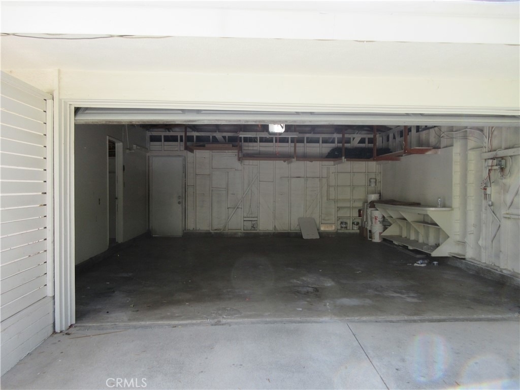 24300 Hatteras Street - Photo 35