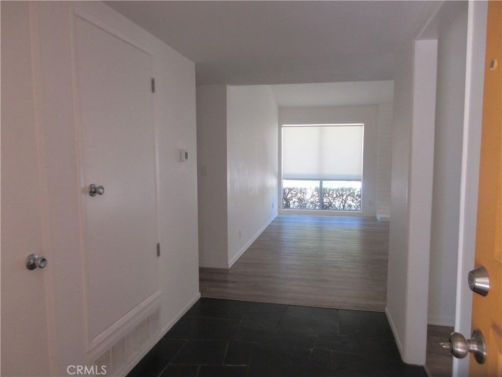 24300 Hatteras Street - Photo 4