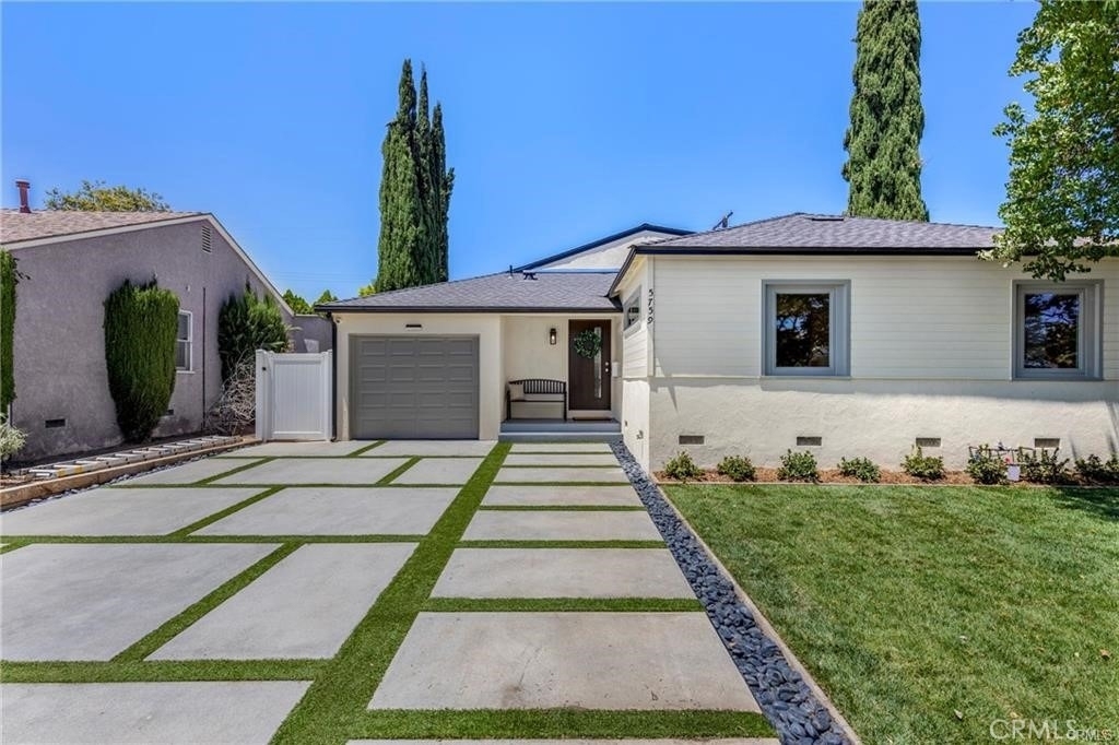5759 Jamieson Avenue - Photo 1