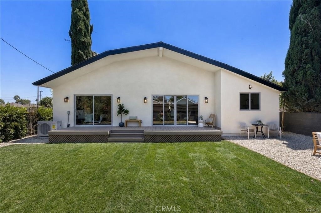 5759 Jamieson Avenue - Photo 21