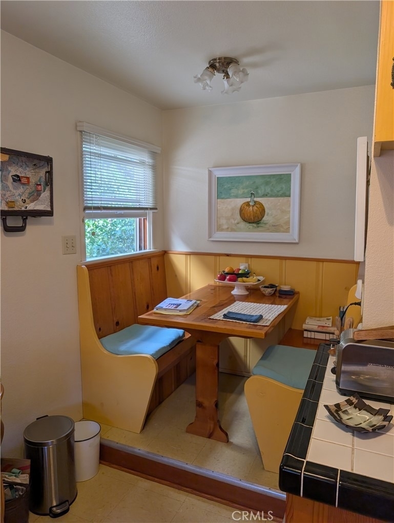 1184 Katherine Road - Photo 6