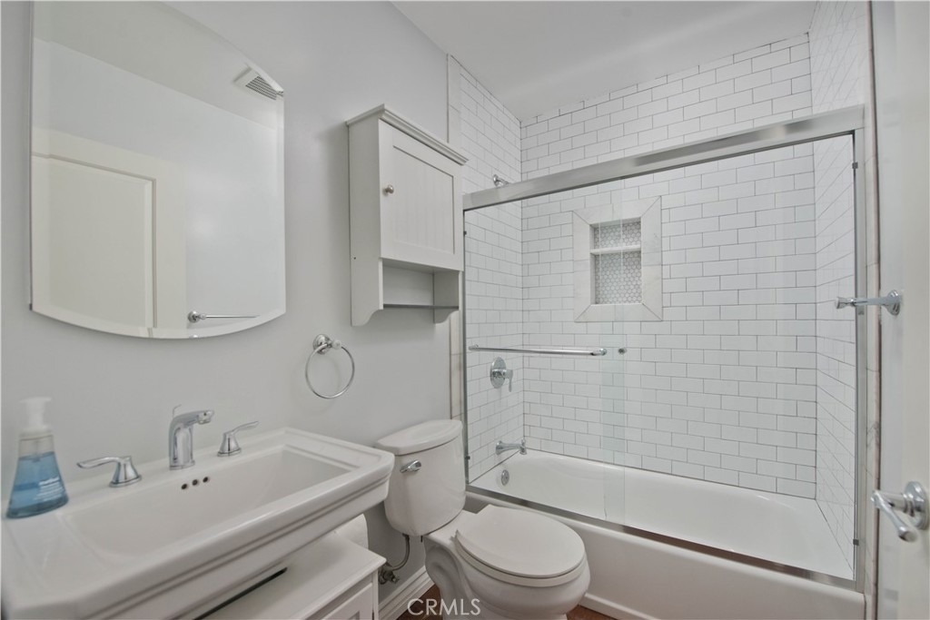 17343 Martha Street - Photo 18