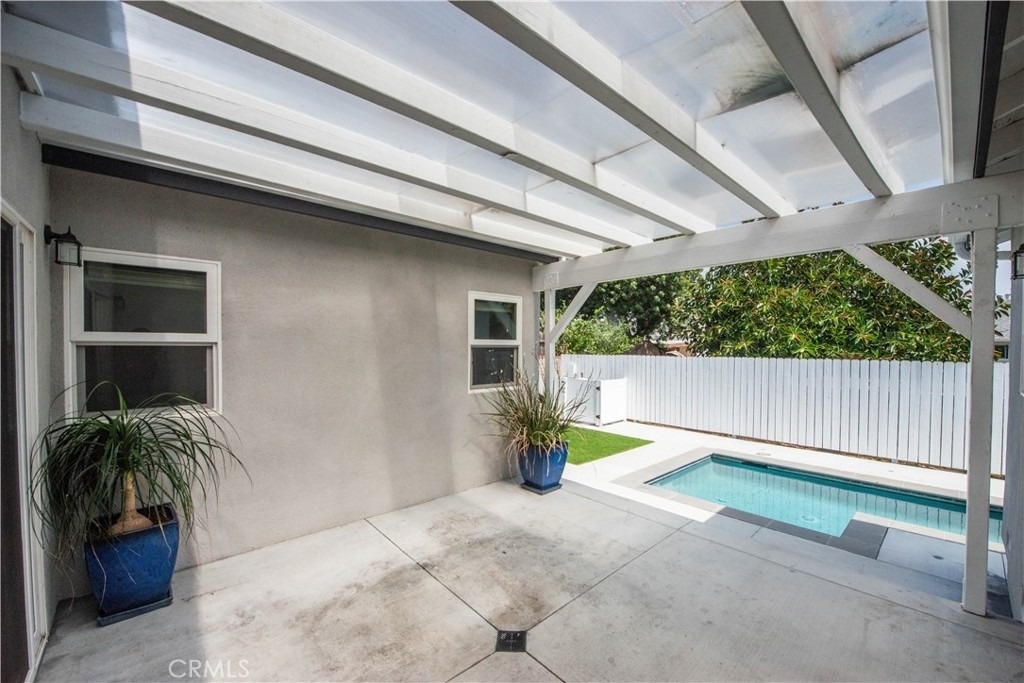17343 Martha Street - Photo 24