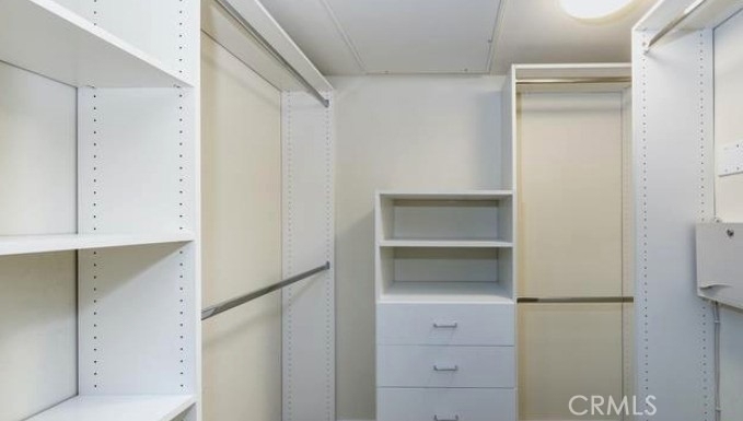 125 S Sweetzer Avenue - Photo 9