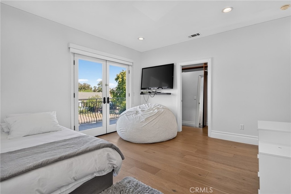 13964 Morrison Street - Photo 31